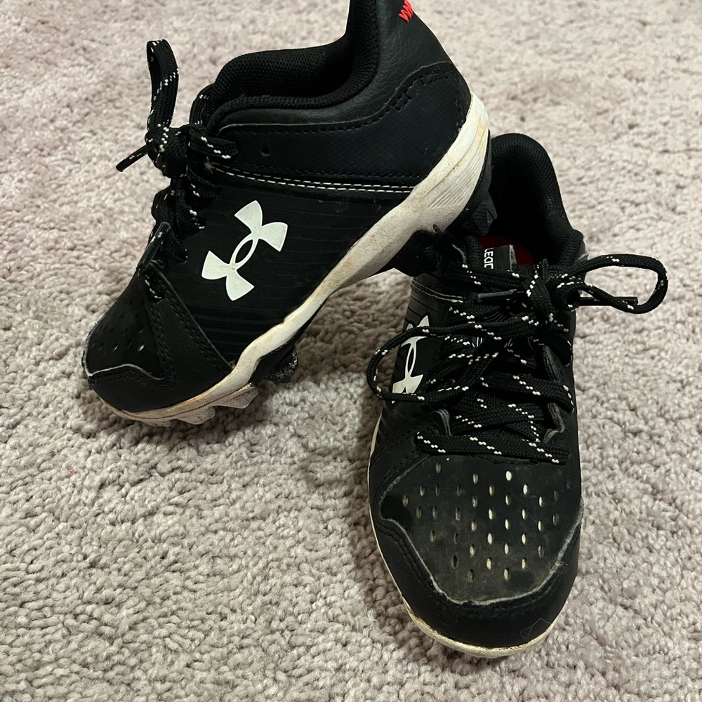 Under Armour Kids Black and White Cleats